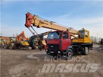 MAZ 533731 Mobiilinosturit