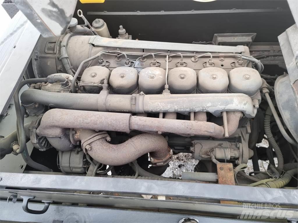 P&H Omega 520 4x4 Mobiilinosturit