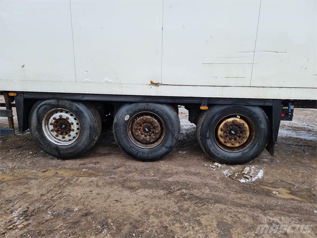 Schmitz SK24 Kylmä-/Lämpökoriperävaunut