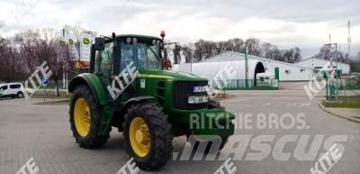 John Deere 6830 Traktorit