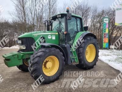 John Deere 7430 Traktorit