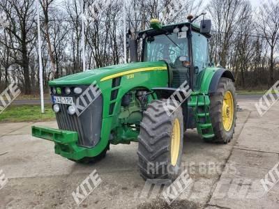 John Deere 8130 Traktorit