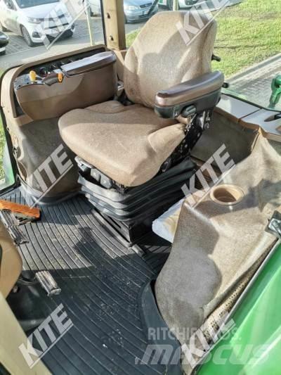 John Deere 8230 Traktorit