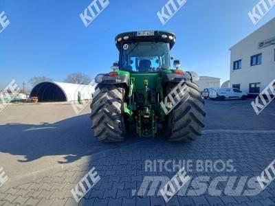 John Deere 8335R Traktorit