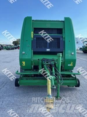 John Deere 854 Pyöröpaalaimet