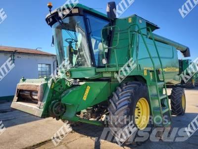 John Deere 9560 WTS 2WD Leikkuupuimurit