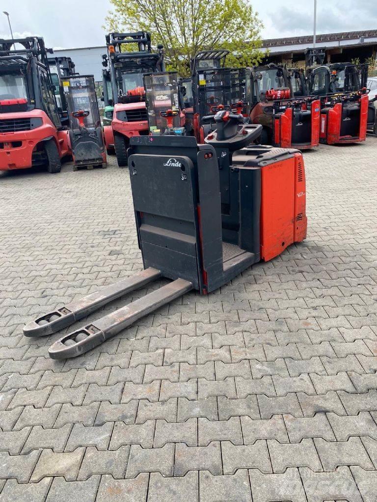 Linde N 20/132 Lavansiirtotrukit