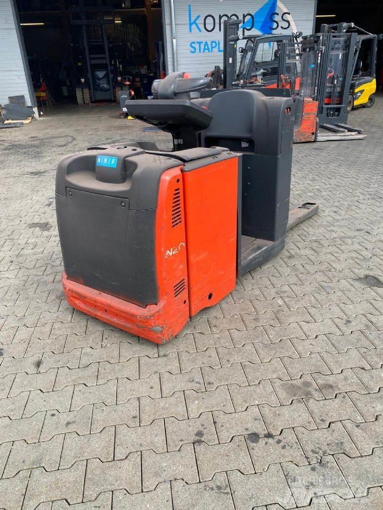 Linde N 20/132 Lavansiirtotrukit