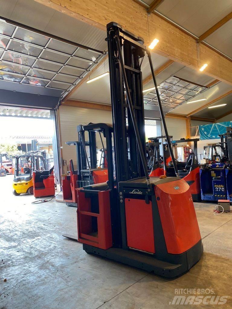 Linde V 12-02 Korkeakeräilytrukit