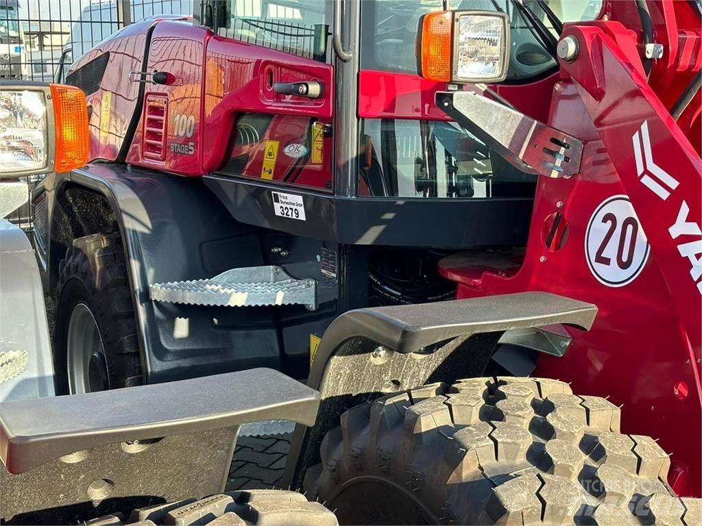 Yanmar V100 Pyöräkuormaajat