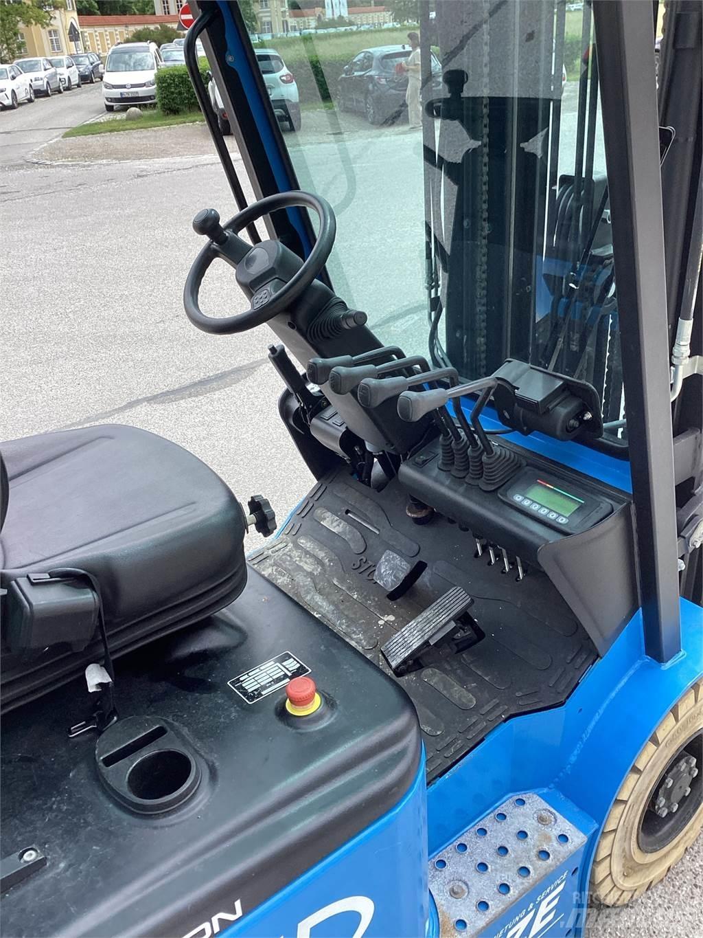 EP EFL181 Muut materiaalinkäsittelykoneet