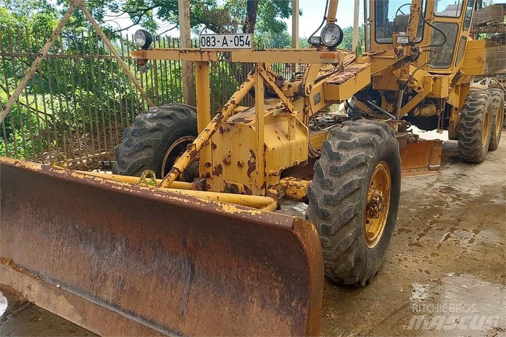Aveling Barford ASG-113 Tiehöylät