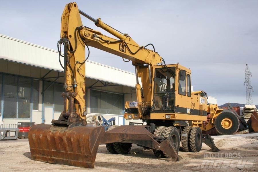 CAT 214B Pyöräkaivukoneet