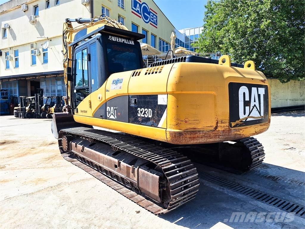 CAT 323D Telakaivukoneet