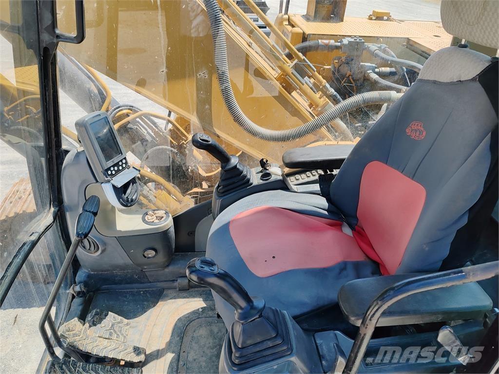 CAT 324 D LN Telakaivukoneet