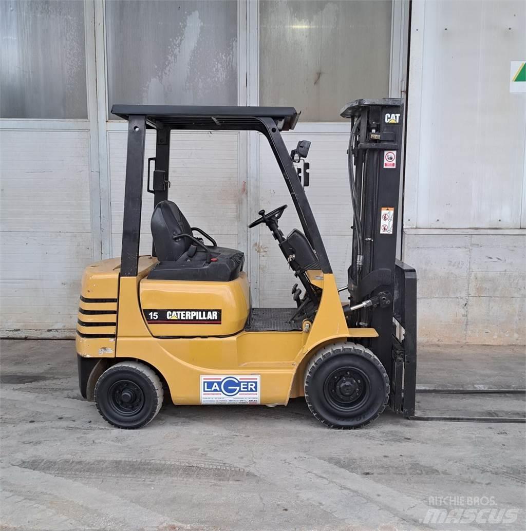 CAT DP15 Dieseltrukit