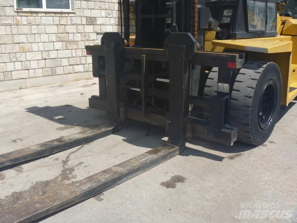 CAT DP150 Dieseltrukit