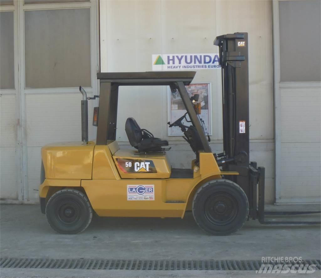 CAT DP50K Dieseltrukit