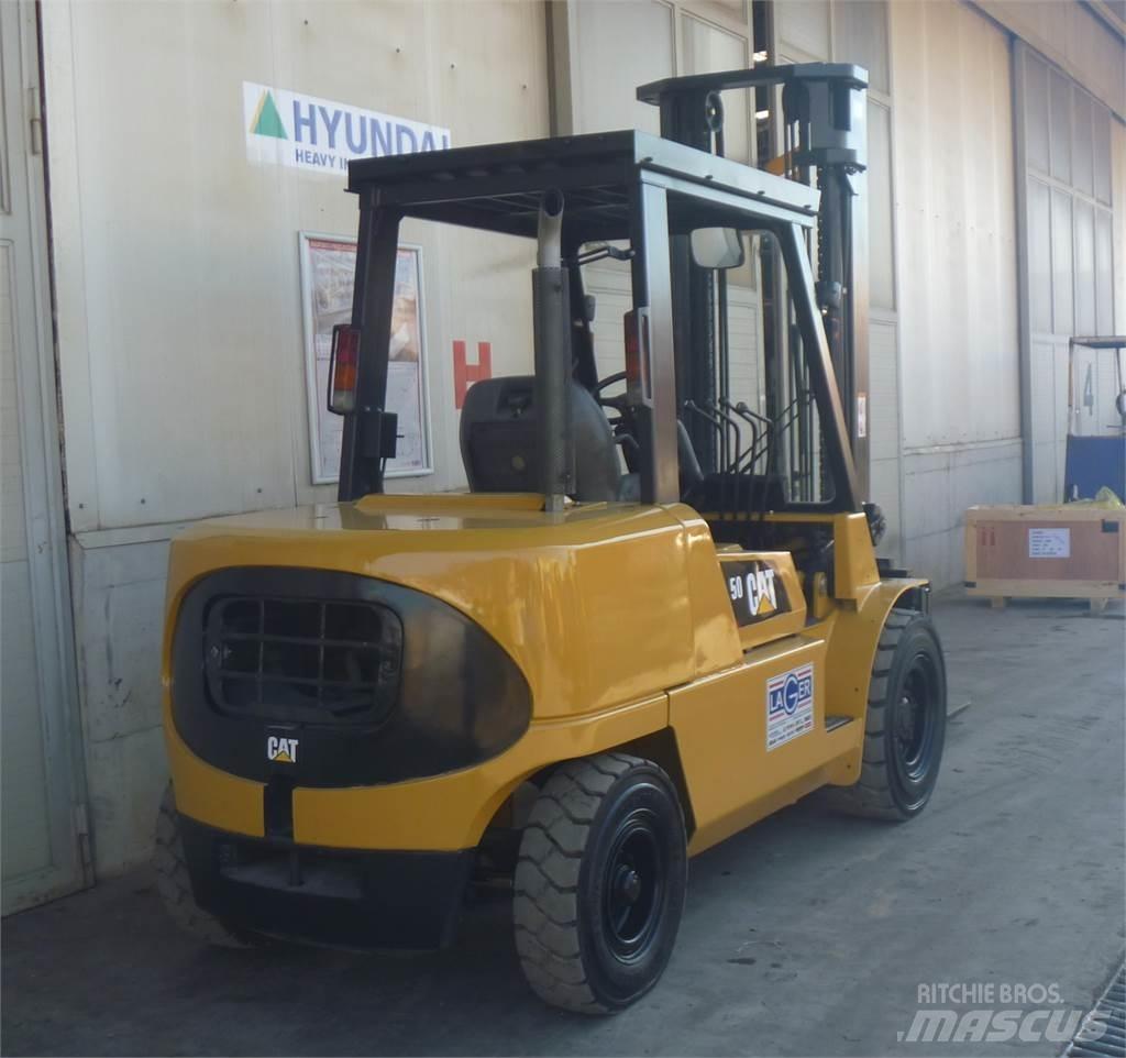 CAT DP50K Dieseltrukit