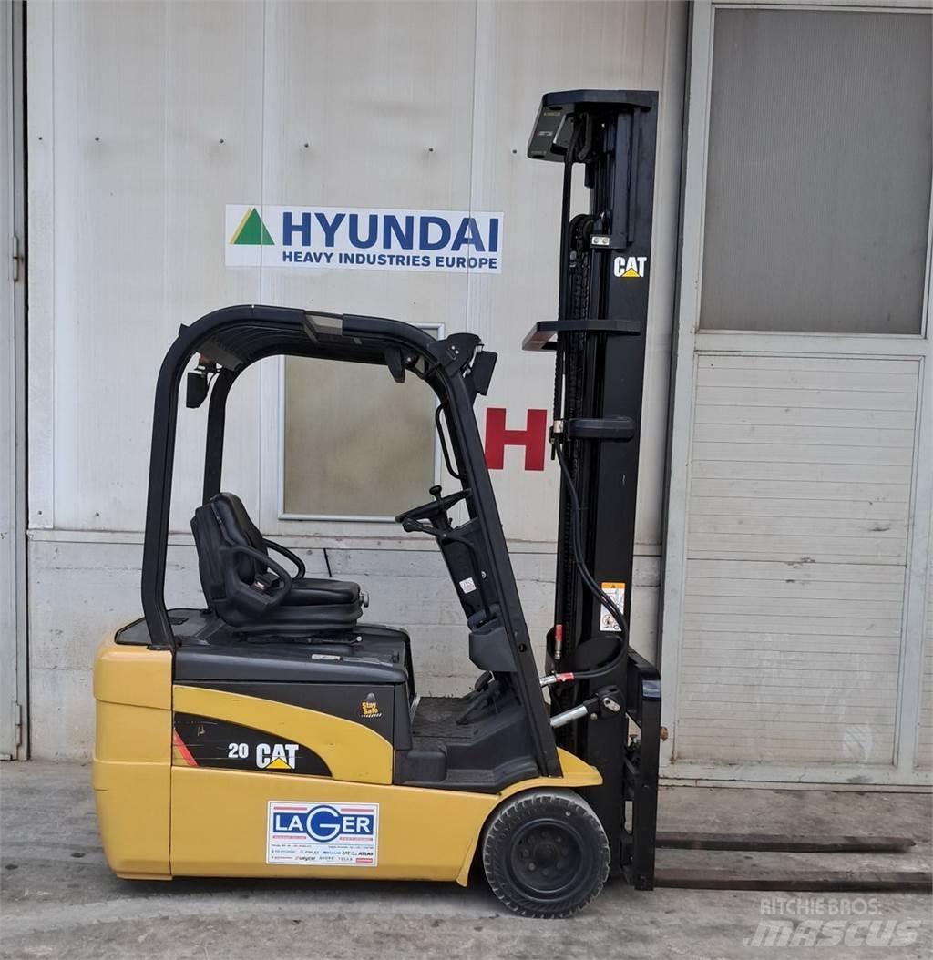 CAT EP20NT Lavansiirtotrukit