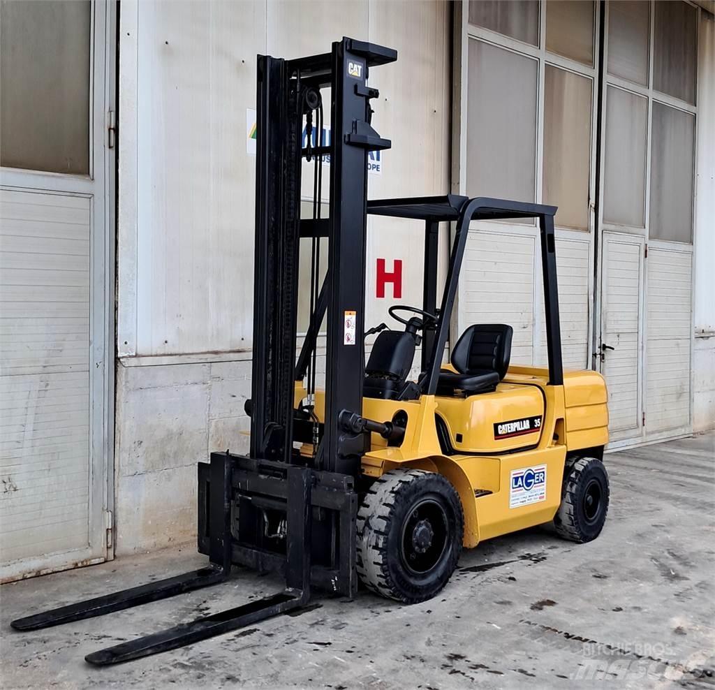 CAT FD35A Dieseltrukit