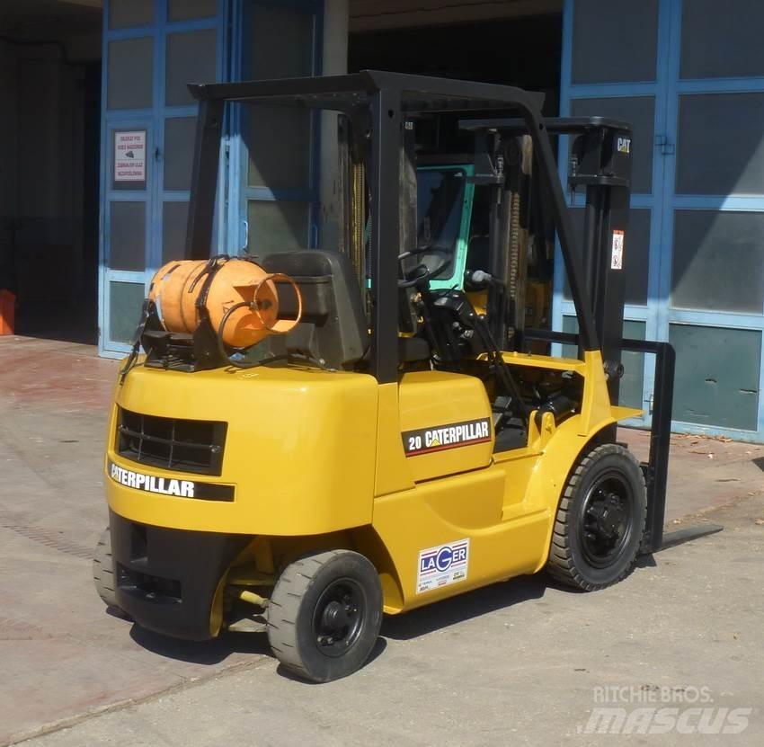 CAT GP20 Nestekaasutrukit
