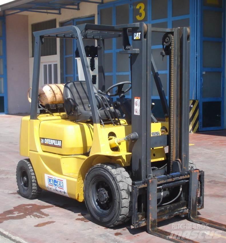 CAT GP20 Nestekaasutrukit