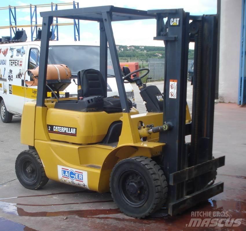 CAT GP20 Nestekaasutrukit