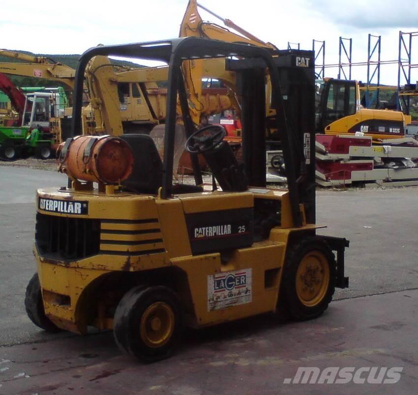 CAT GP25-2 Nestekaasutrukit