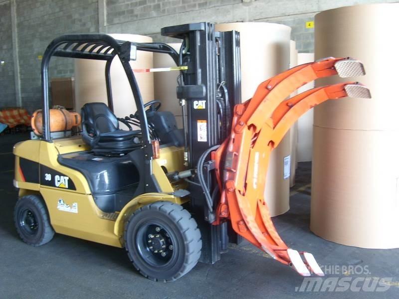 CAT GP30N Nestekaasutrukit