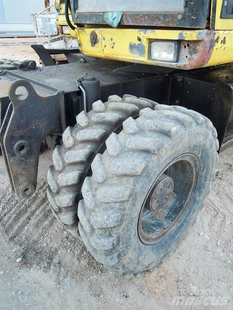 CAT M312 Pyöräkaivukoneet