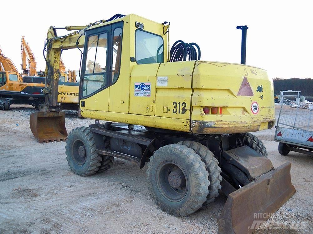 CAT M312 Pyöräkaivukoneet