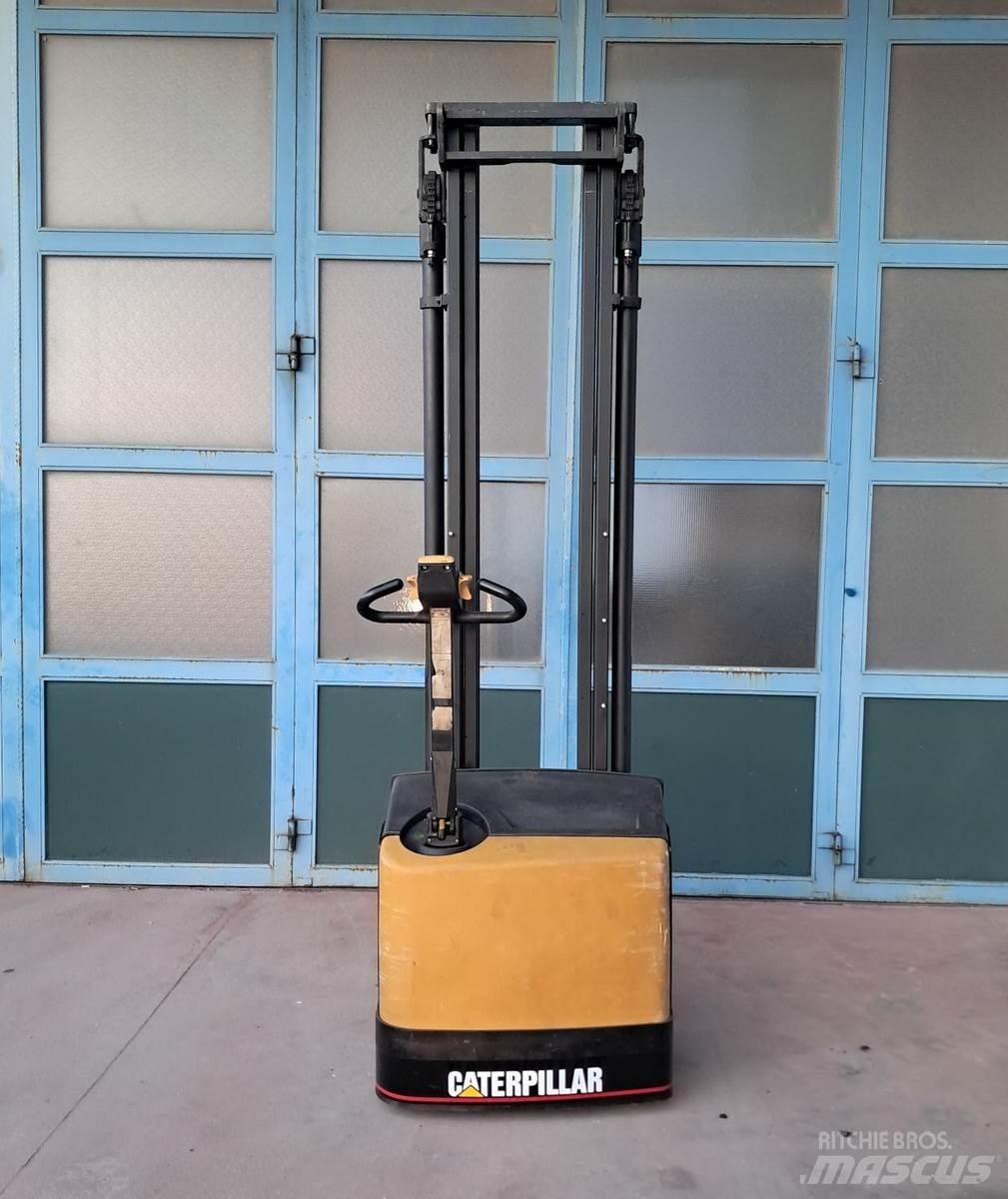 CAT NSP12N Lavansiirtotrukit
