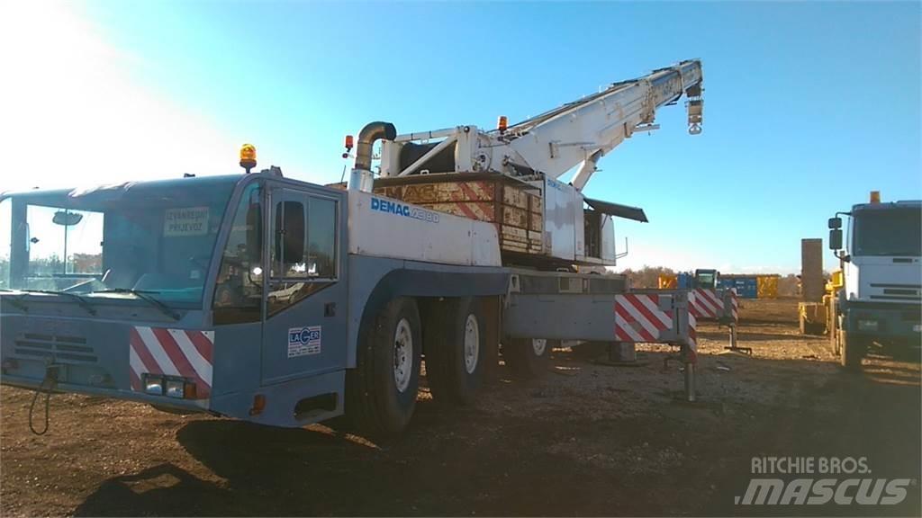 Demag AC 180 RT-nosturit