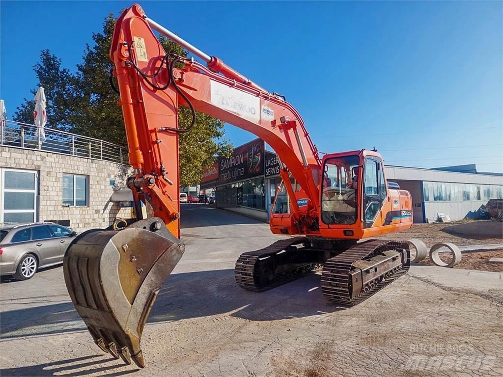 Doosan SOLAR 225NLC-V Telakaivukoneet