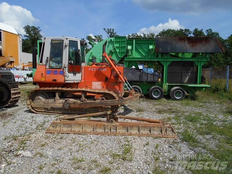 Fiat-Hitachi FD-145-1T Telaketjupuskutraktorit