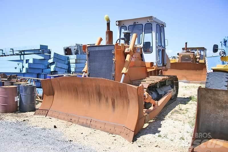 Fiat-Hitachi FD 20 Telaketjupuskutraktorit