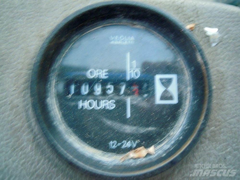 Fiat-Hitachi FR 160.2 Pyöräkuormaajat
