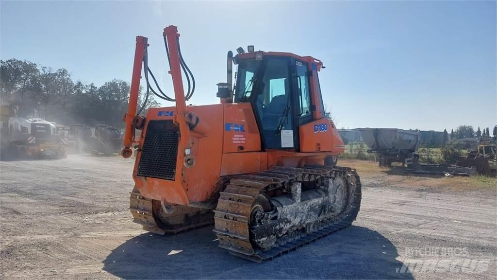 Fiat-Kobelco D180 Telaketjupuskutraktorit