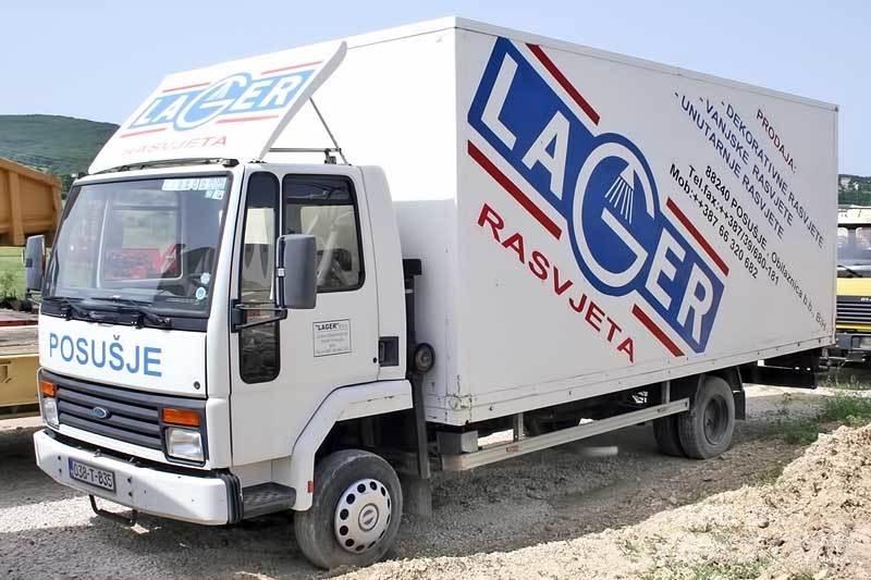 Ford DC Pakettiautot