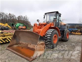 Hitachi ZW220 Pyöräkuormaajat