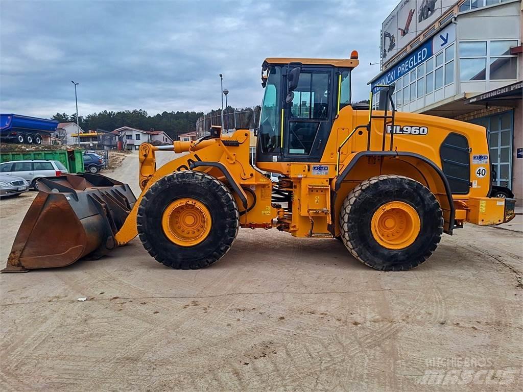 Hyundai HL960 Pyöräkuormaajat