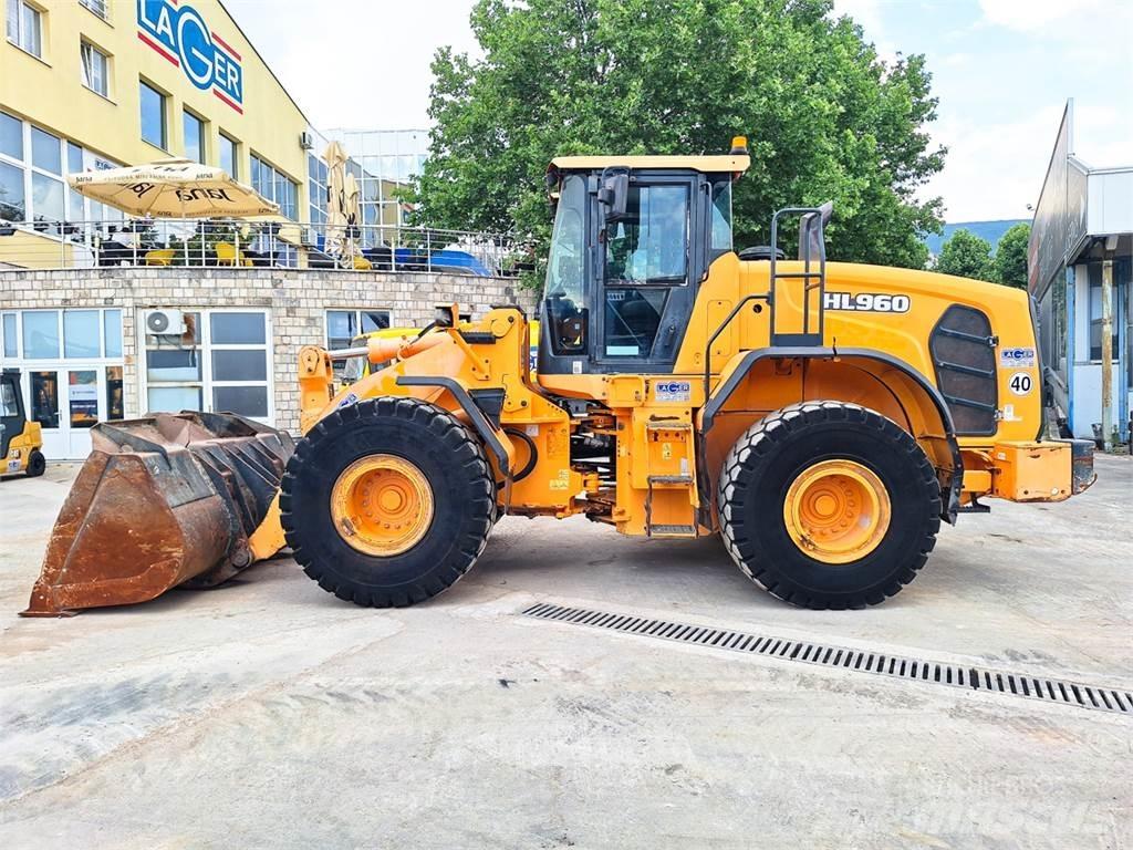 Hyundai HL960 Pyöräkuormaajat