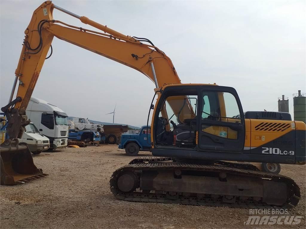 Hyundai R210LC-9 Telakaivukoneet