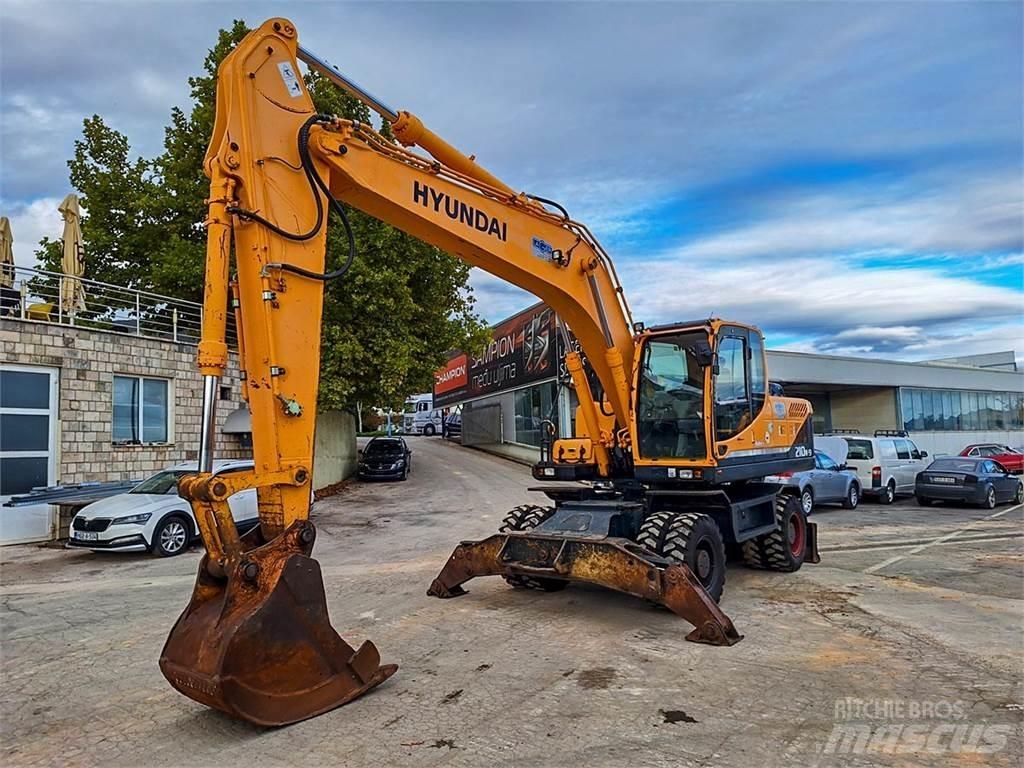 Hyundai R210W-9 Pyöräkaivukoneet