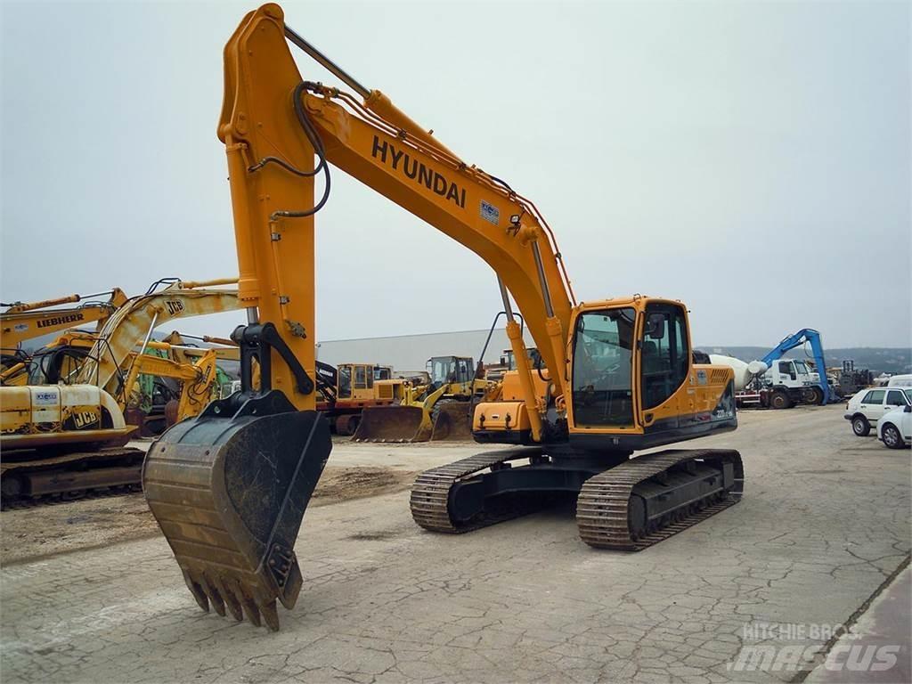Hyundai R220LC-9S Telakaivukoneet