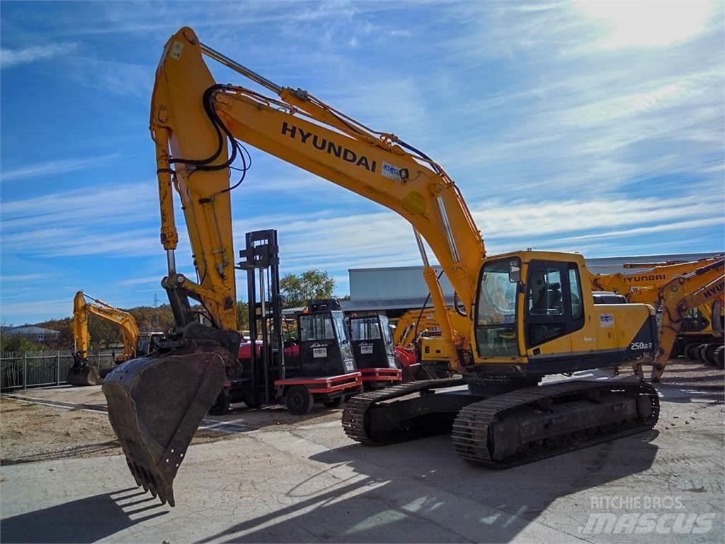 Hyundai R250LC-7 Telakaivukoneet