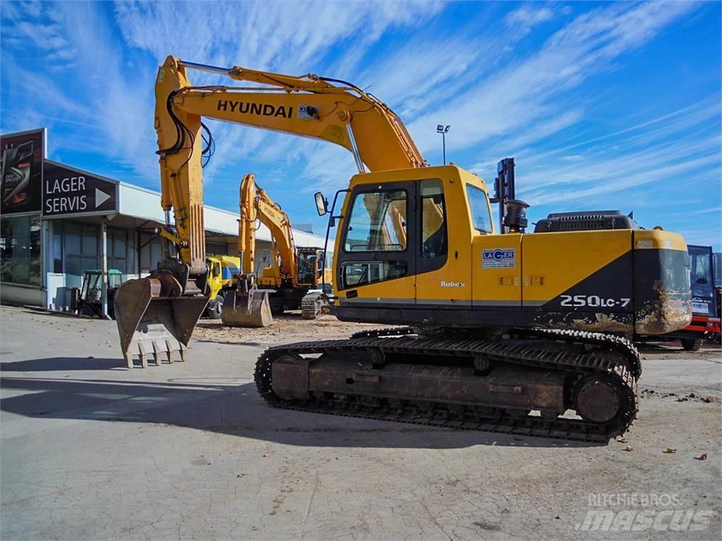 Hyundai R250LC-7 Telakaivukoneet