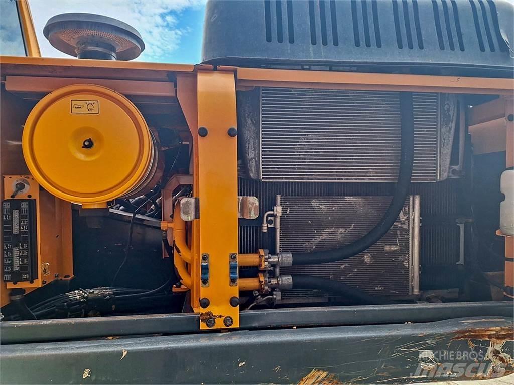 Hyundai R330LC-9 Telakaivukoneet