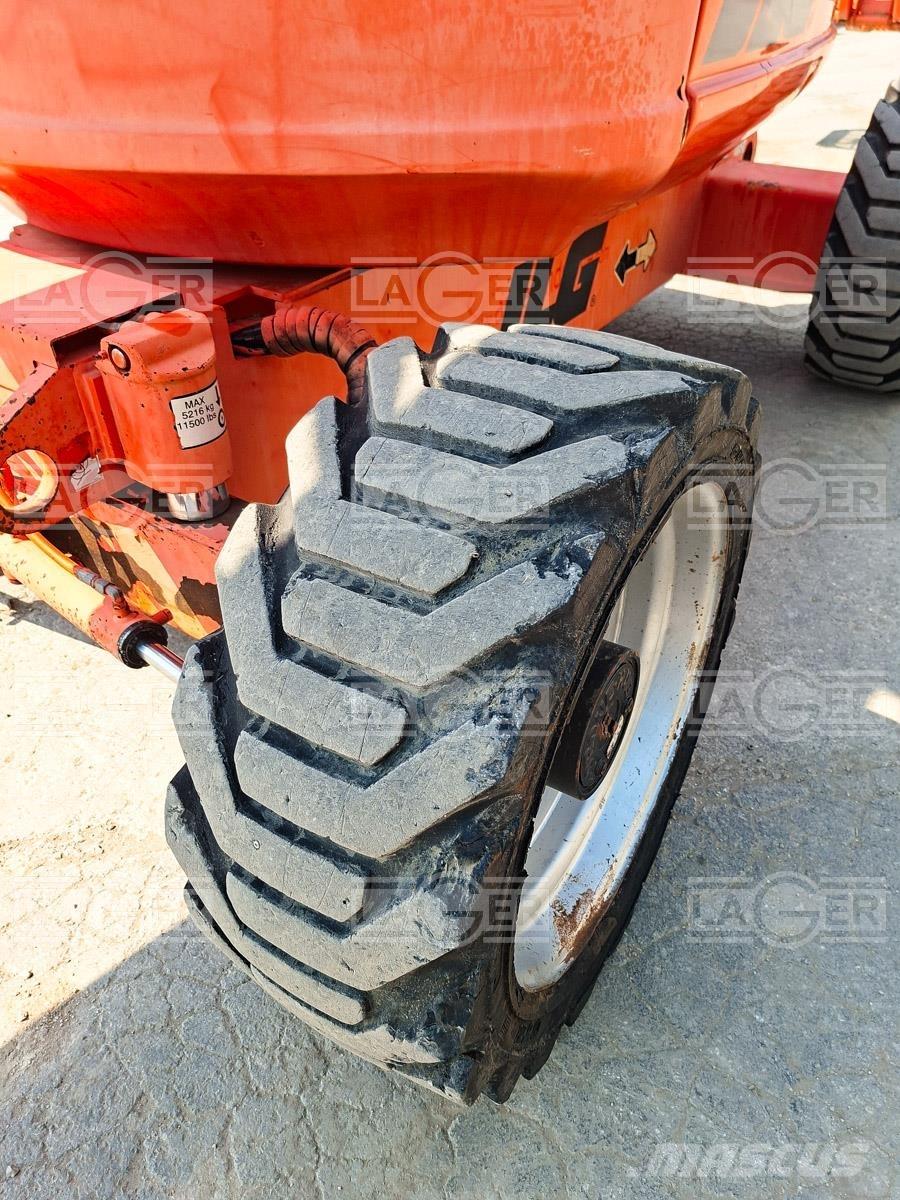 JLG 600AJ Kuukulkijat